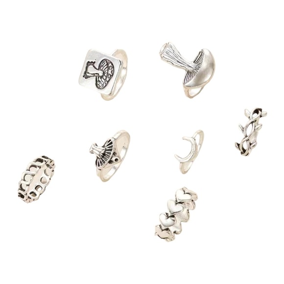 7 Piece Variety Style Silver Ring Set - Picture 2 of 5